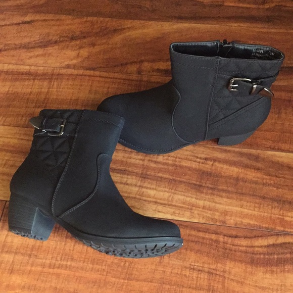 easy street whisper bootie
